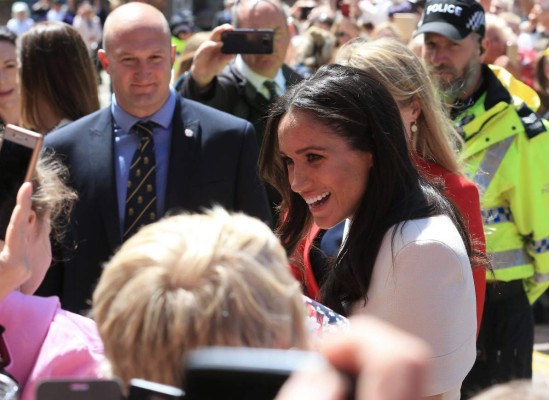 FOTOS: Así vistió Meghan Markle, duquesa de Sussex, en su tercera aparición junto a la reina Isabel II