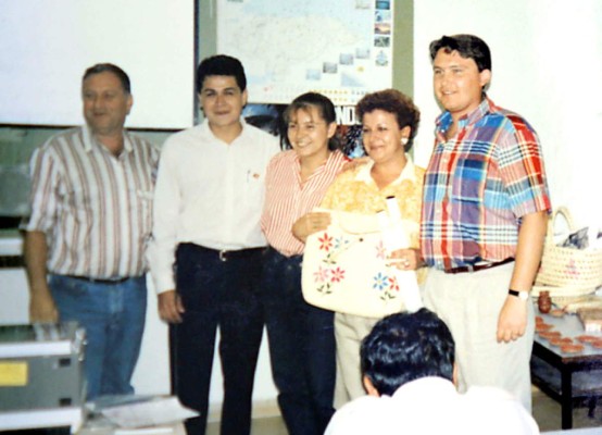 La transformación física de Juan Orlando Hernández a través de los años