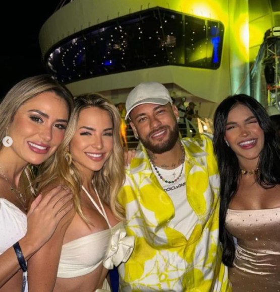 Así fue la fiesta de Neymar en su crucero: Lindas chicas y descontrol