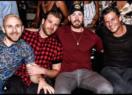 FOTOS: Scott, el hermano abiertamente gay de Chris Evans