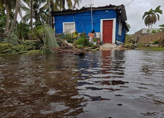 Iota se disipa pero suma una decena de muertos en Centroamérica y Caribe (FOTOS)