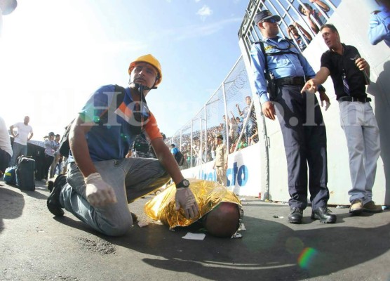 Lo que no se vio de la tragedia mortal tras zafarrancho en el estadio Nacional de Tegucigalpa