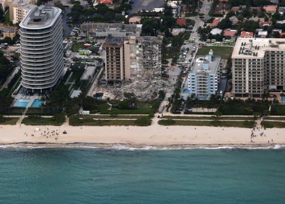 Las impactantes imágenes del derrumbe de un edificio en Miami