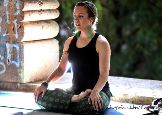 Yoga: un encuentro con la paz interior y la naturaleza