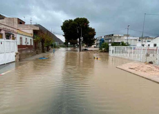 Muerte y destrucción: impactantes fotos de las inundaciones en China