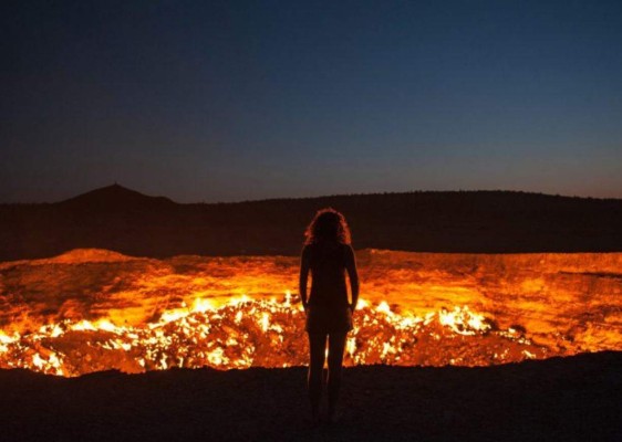 La misteriosa Puerta del infierno, un cráter que crece y arde sin parar (FOTOS)  