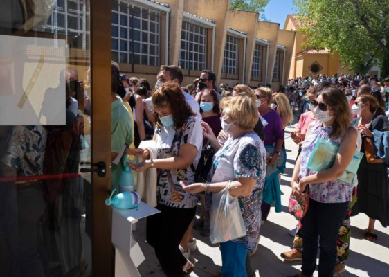 Temor y resignación en Madrid por segunda ola aguda de covid-19 (FOTOS)  