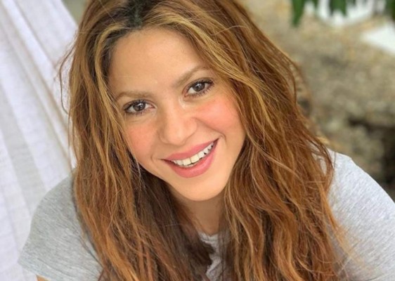 Shakira y sus fotos más sensuales en bikini a los 43 años  