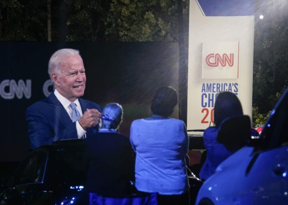 Entendiendo el ABC del voto latino en las elecciones 2020 en EEUU (FOTOS)  