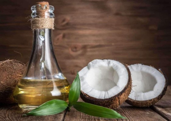 Los beneficios del aceite de coco que no debes desaprovechar