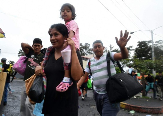 Las dramáticas imágenes que ha dejado a su paso la caravana migrante de hondureños