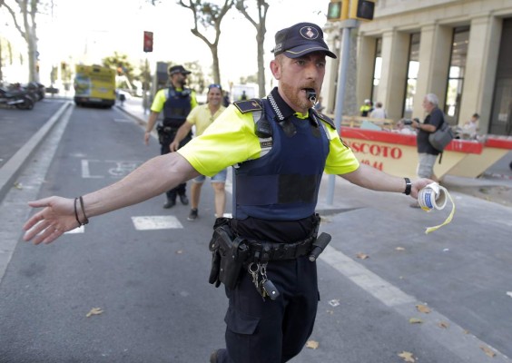 El ataque terrorista de Barcelona en imágenes