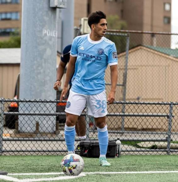 Futbolistas hondureños que se encuentran sin contrato