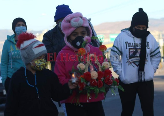 FOTOS: Pese a pandemia, feligreses llegan a Suyapa para rendir honores a la Virgen