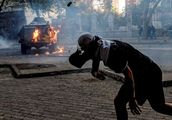 FOTOS: No paran las protestas en Chile, entre la incertidumbre y convulsión