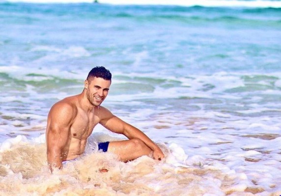 Pita Taufatofua, atleta con el torso más famoso de los Juegos Olímpicos (FOTOS)