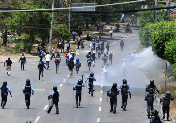 Las imágenes más impactantes de las violentas protestas en Honduras