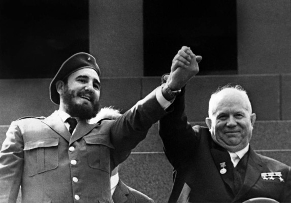 Fidel: Las postales para la historia junto con grandes líderes mundiales