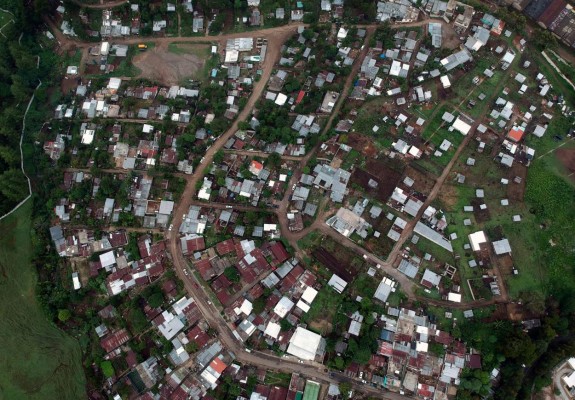 La batalla perdida de las favelas latinoamericanas contra el coronavirus (FOTOS)