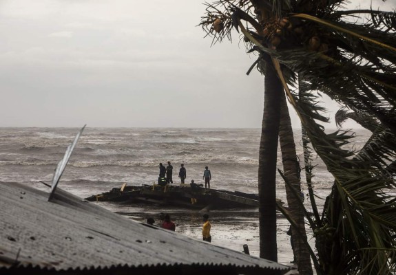 Iota se disipa pero suma una decena de muertos en Centroamérica y Caribe (FOTOS)