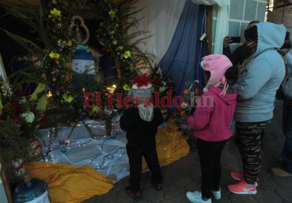 FOTOS: Pese a pandemia, feligreses llegan a Suyapa para rendir honores a la Virgen