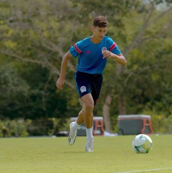 Jugador del Olimpia se convierte en tiktoker