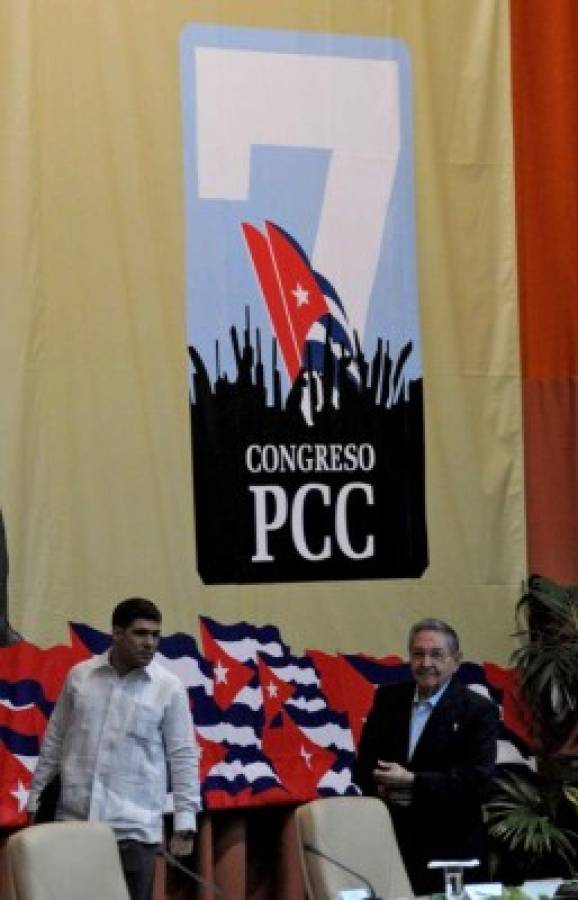 Raúl Castro descarta el neoliberalismo y permitir otros partidos en Cuba