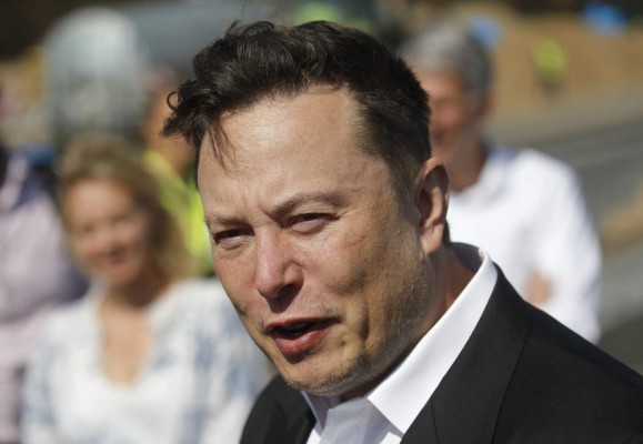 FOTOS: En qué gasta sus millones Elon Musk, el hombre más rico del mundo