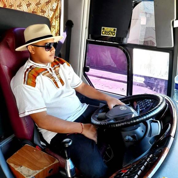 Jostin Vásquez, el joven que conducía bus con migrantes accidentado en Copán