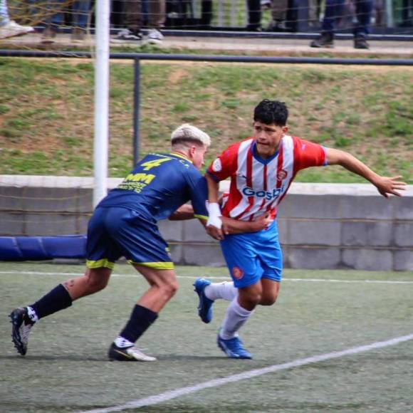 Hondureño que milita en equipo candidato a mejor del mundo en Balón de Oro