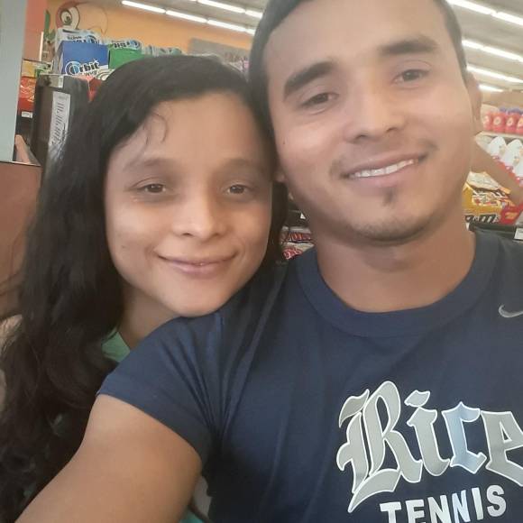 Esperando su primer bebé y en busca de un pasaporte: La tragedia de Orlin y Jessenia, los hondureños fallecidos en accidente en Texas