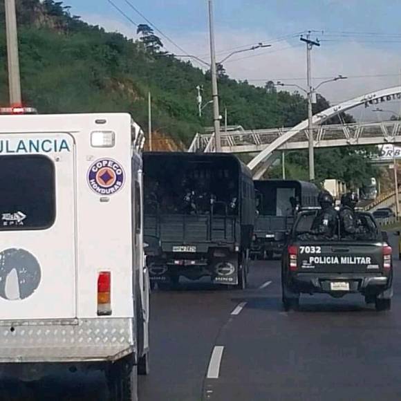 En camiones y caravana fue traslado de reos de batallón a Támara