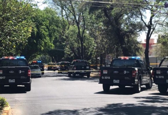 Un cadáver y toletes para torturar víctimas: enfrentamiento entre policía y Cártel Jalisco Nueva Generación (FOTOS)