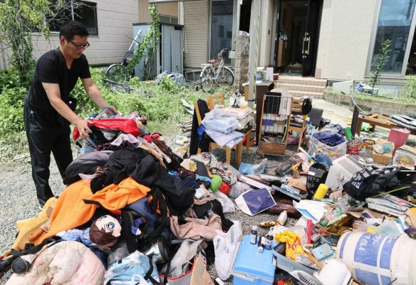 Imágenes de la devastación y dolor que dejan inundaciones en Japón