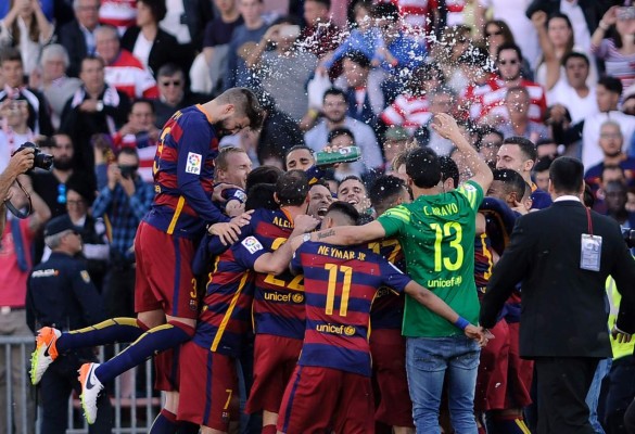 FOTOS: Así celebra el Barcelona su triunfo en la Liga Española