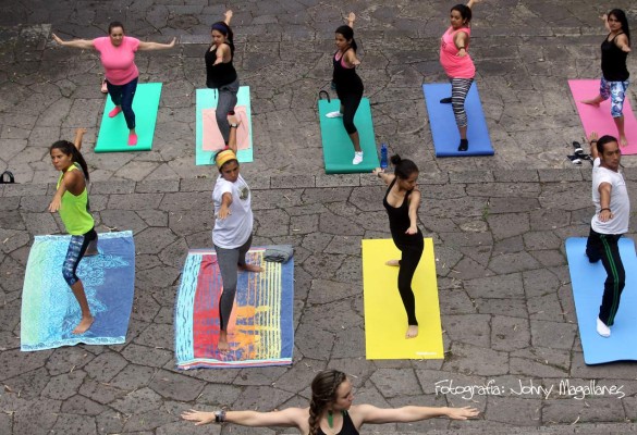 Yoga: un encuentro con la paz interior y la naturaleza