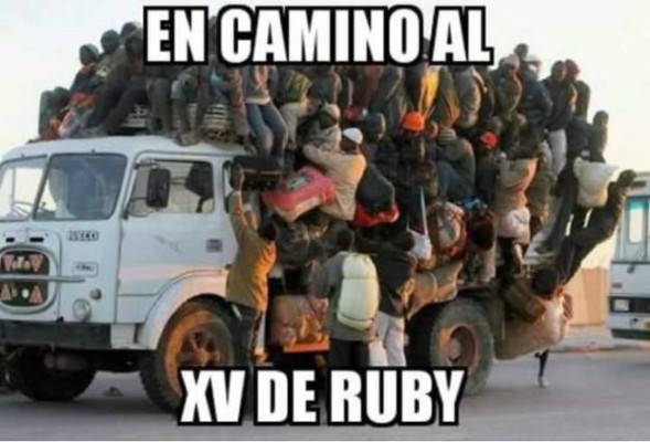 Los divertidos memes de 'Los 15 años de Rubí”