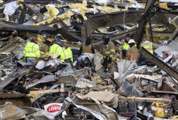 Impresionantes imágenes de la tragedia de los tornados en Estados Unidos