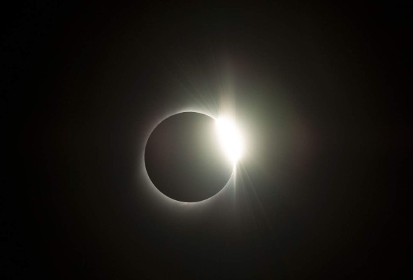 Las espectaculares imágenes que dejó el eclipse solar sudamericano 2019