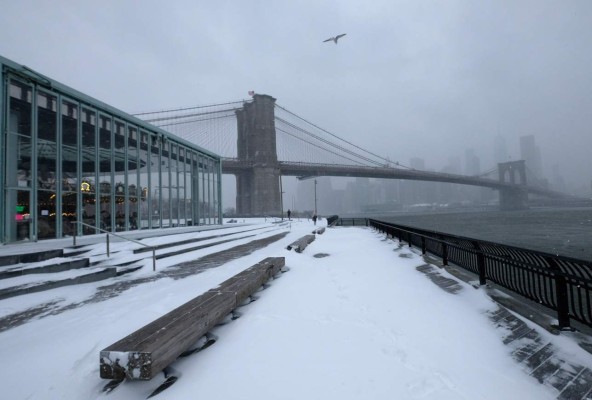 FOTOS: Así sobrevive EEUU al poderoso ciclón invernal