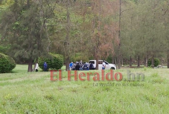 FOTOS: Doloroso último adiós a paciente de Covid-19 que murió estrangulado