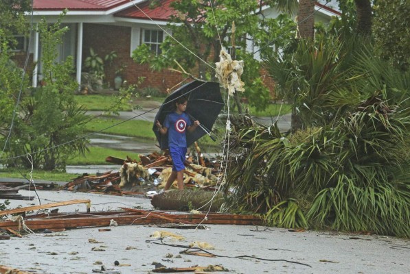 Las imágenes de una Florida azotada por el huracán Irma; ya son tres muertos