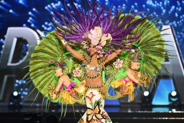 Los extravagantes trajes típicos de las concursantes de Miss Universo