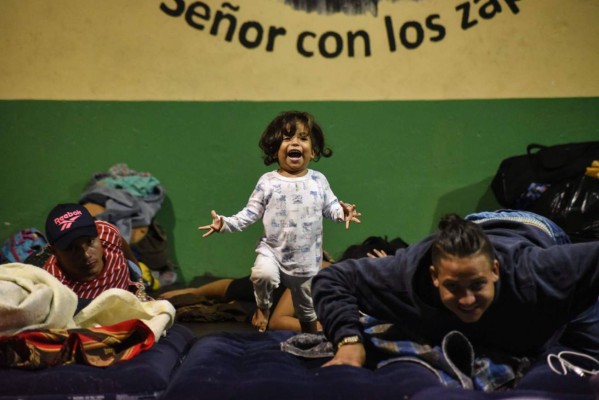 Las dramáticas imágenes que ha dejado a su paso la caravana migrante de hondureños