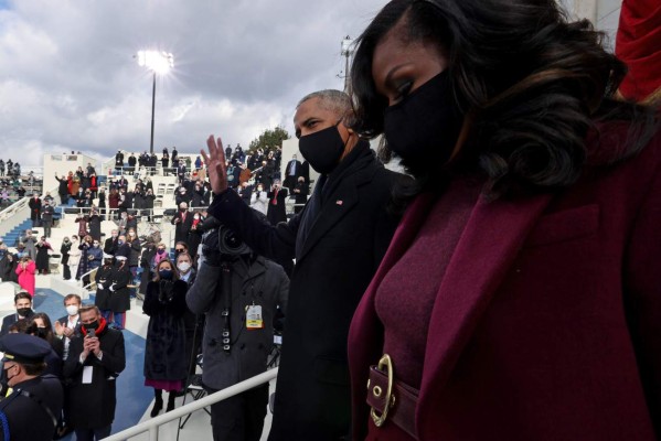 Michelle Obama impacta con poderoso look en investidura de Biden