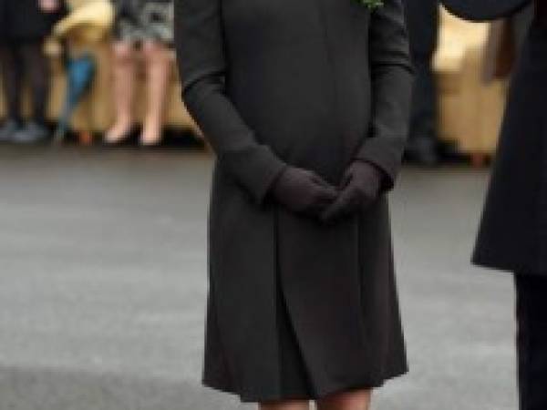 Kate dará de nuevo a luz en el Hospital Saint Mary’s de Londres, un establecimiento privado que vale 8,200 euros la noche, con un 10% de descuento por el segundo parto.