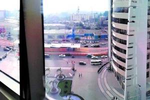 Vista desde una de las 10 oficinas incautadas por el Ministerio Público en Torre Metrópoli, en la capital, por suponerse que fue adquirida con dinero del IHSS.