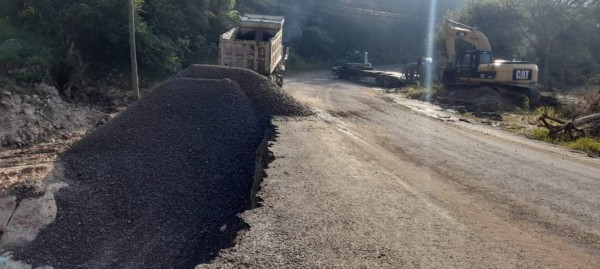 Impactantes imágenes del colapso del río Higuito que conecta Lempira y Copán (FOTOS)