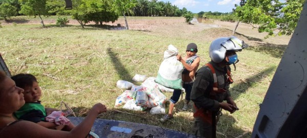 Continúa el rescate de hondureños afectados tras el doloroso paso de Eta (FOTOS)