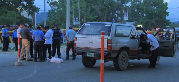 Matan a expolicía dentro de su vehículo en San Pedro Sula